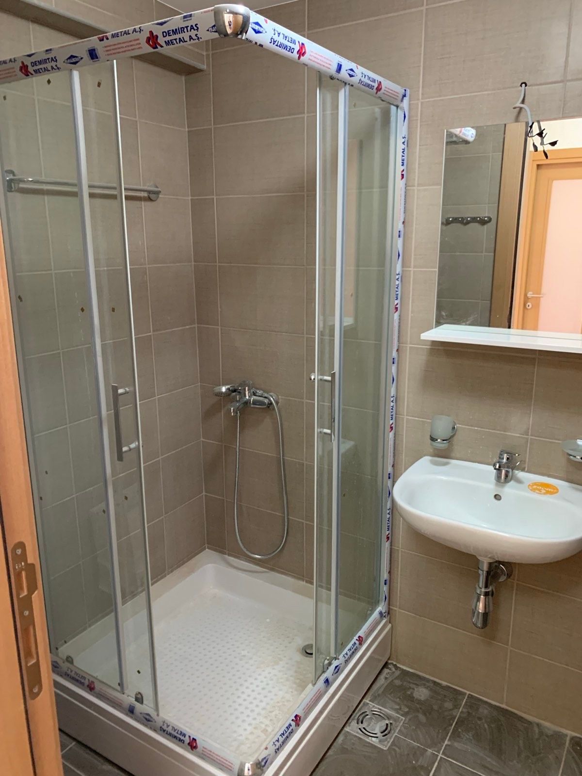 Na prodaju dvosoban stan 56 m² sa pogledom na more – Budva, Dubovica - Amfora Real Estate