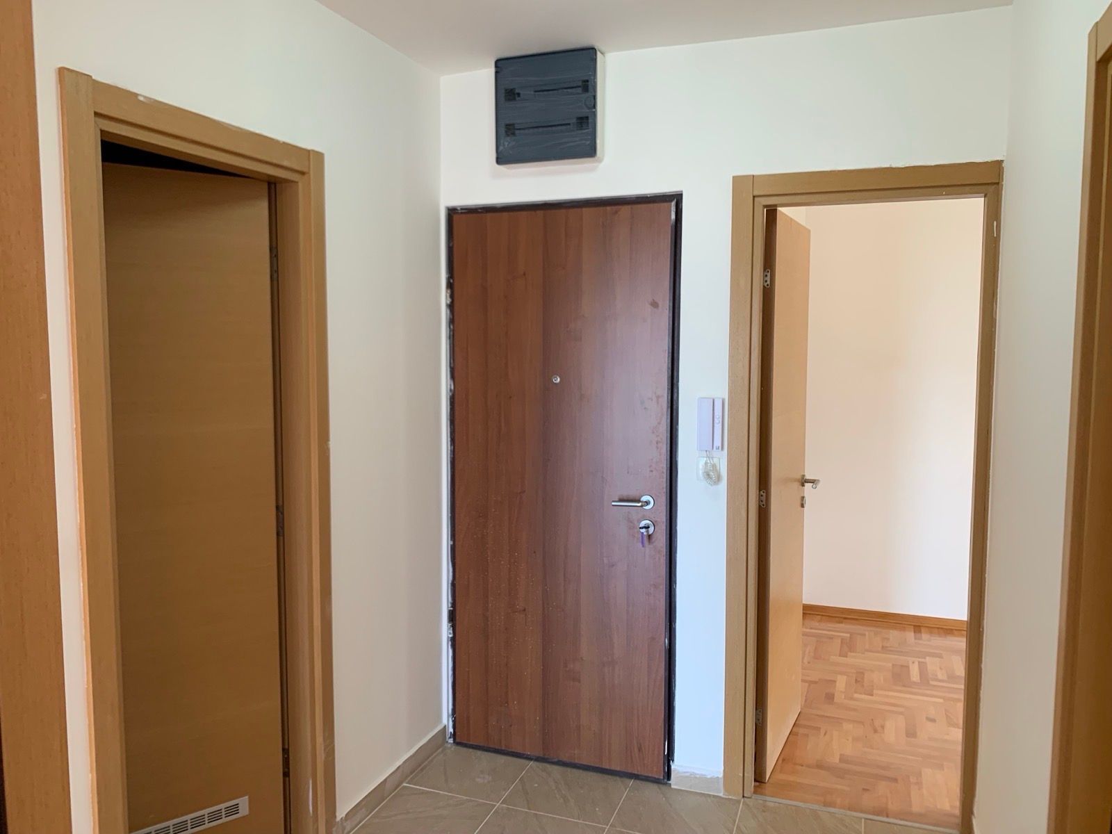 Na prodaju dvosoban stan 56 m² sa pogledom na more – Budva, Dubovica - Amfora Real Estate