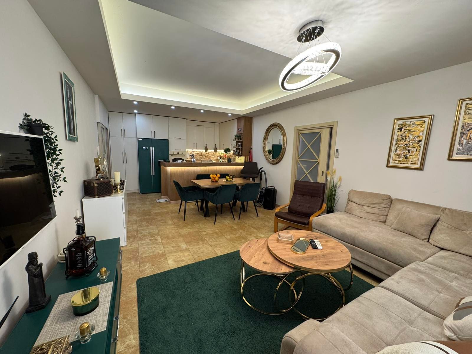 Prodaja moderno opremljenog dvosobnog stana 82 m² – Budva, Rozino | Nivel zgrada - Amfora Real Estate