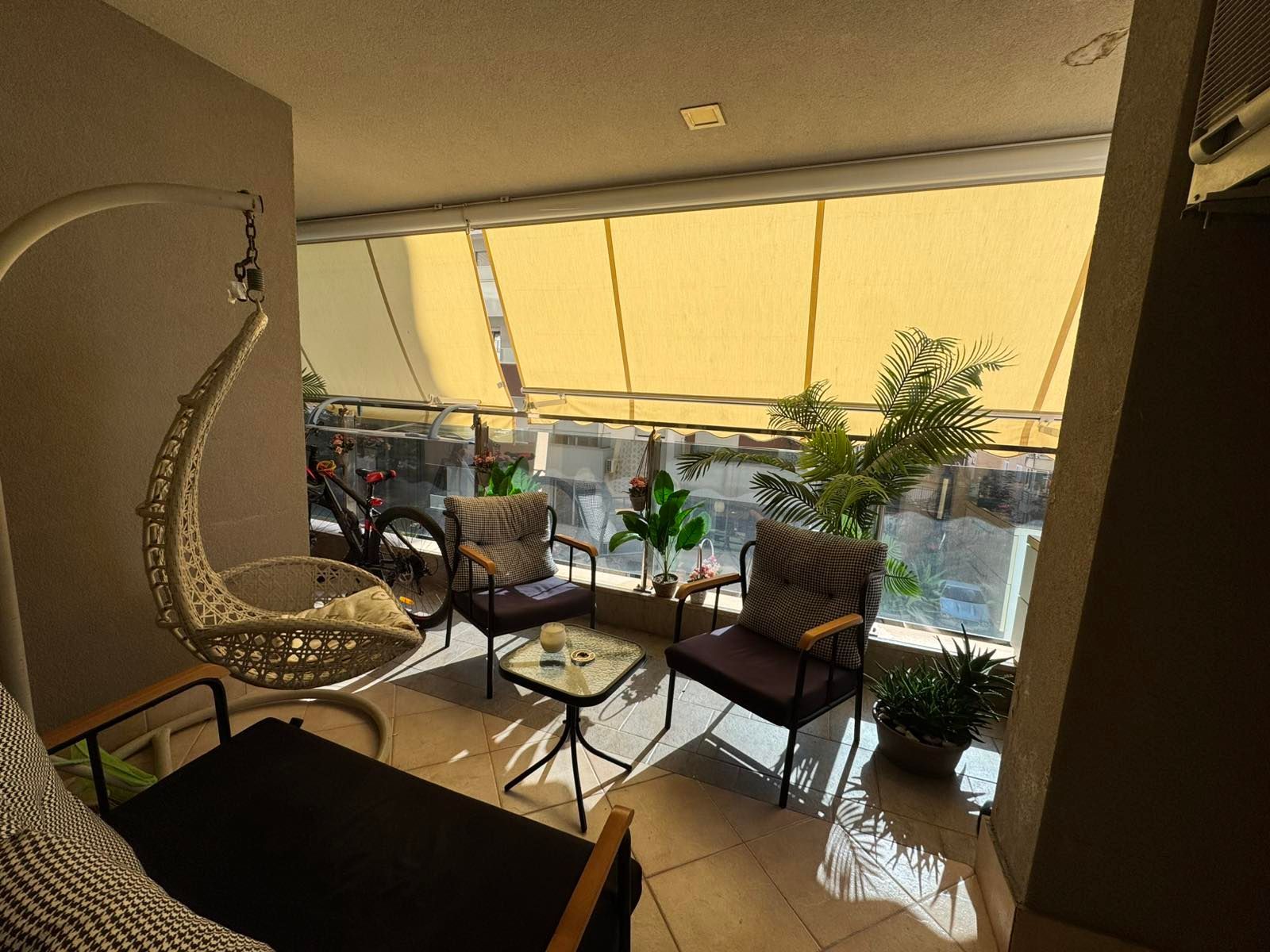 Prodaja moderno opremljenog dvosobnog stana 82 m² – Budva, Rozino | Nivel zgrada - Amfora Real Estate