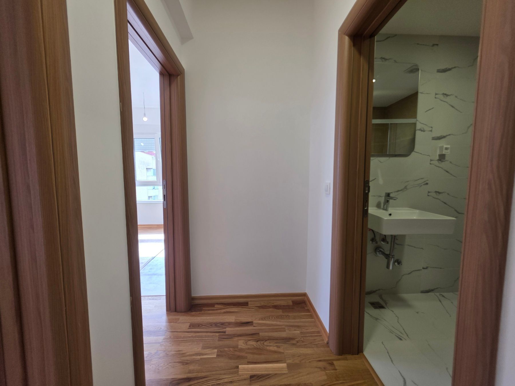 Prodaja novog jednosobnog stana 43m2 sa pogledom na more – Budva, Lazi - Amfora Real Estate
