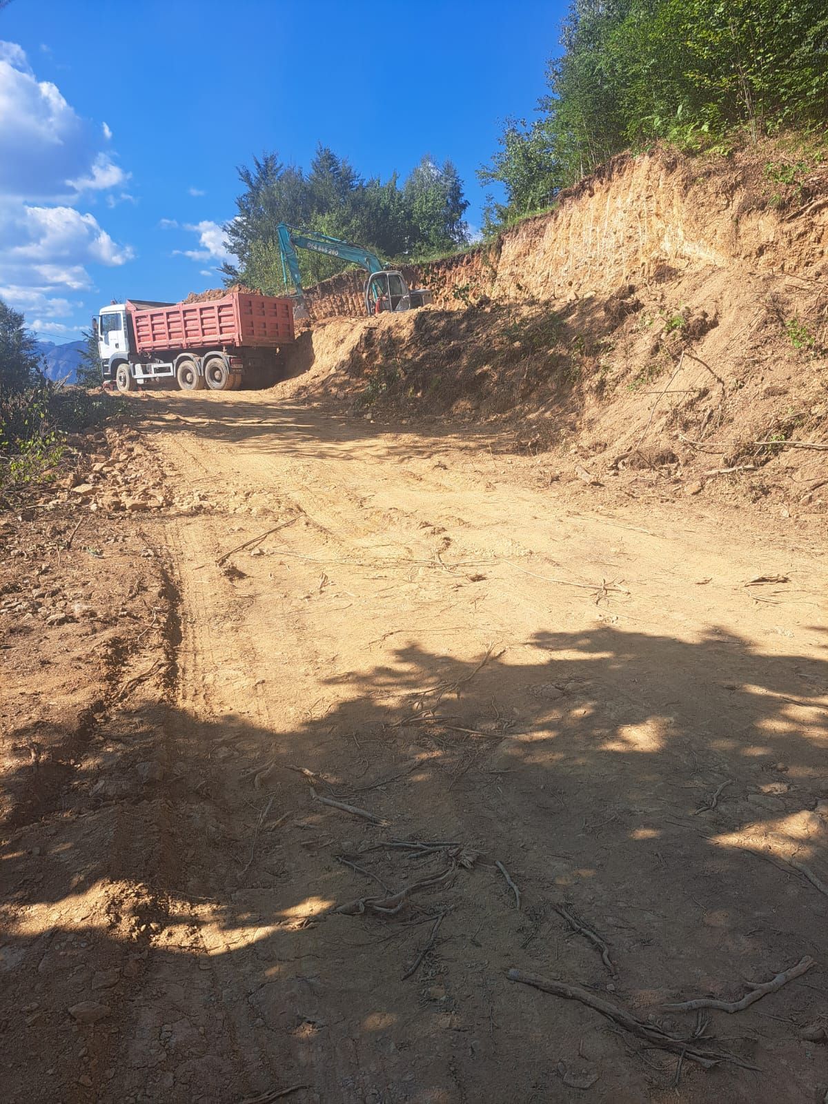 Prodaja urbanizovanog zemljišta 45.000 m² u Kolašinu - Amfora Real Estate