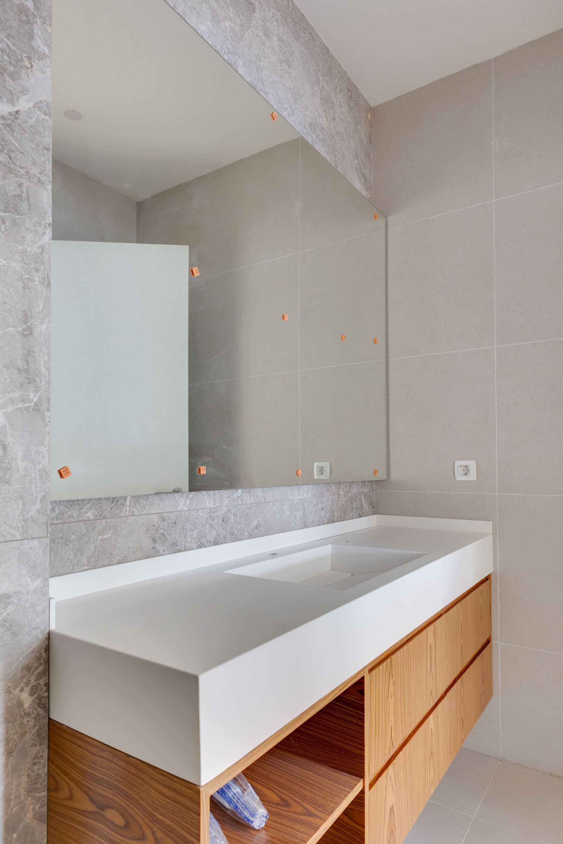 Prodaja luksuzne vile 328 m² sa bazenom i panoramskim pogledom na more –Krašići, Tivat - Amfora Real Estate