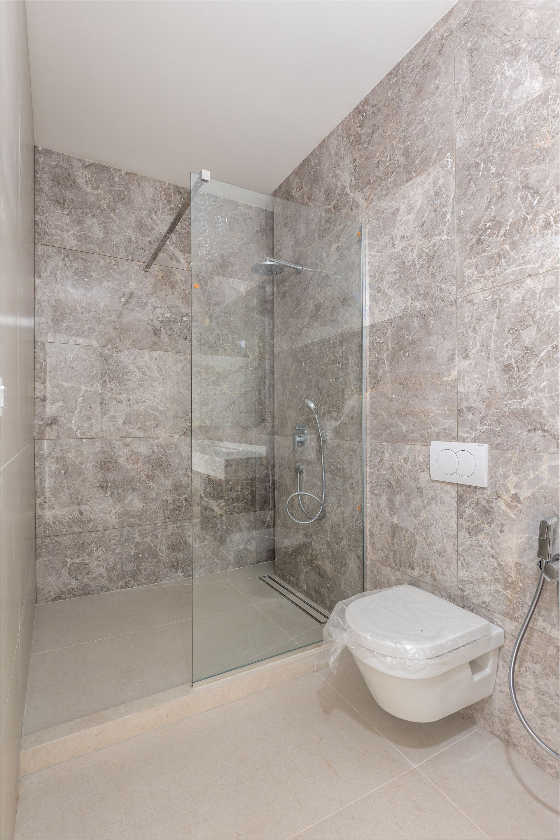 Prodaja luksuzne vile 328 m² sa bazenom i panoramskim pogledom na more –Krašići, Tivat - Amfora Real Estate