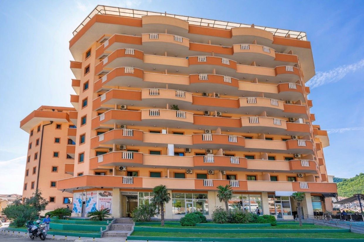 Izdavanje dvosobnog opremljenog stana 65 m² – Budva, Rozino (Izdavanje na duzi period) - Amfora Real Estate