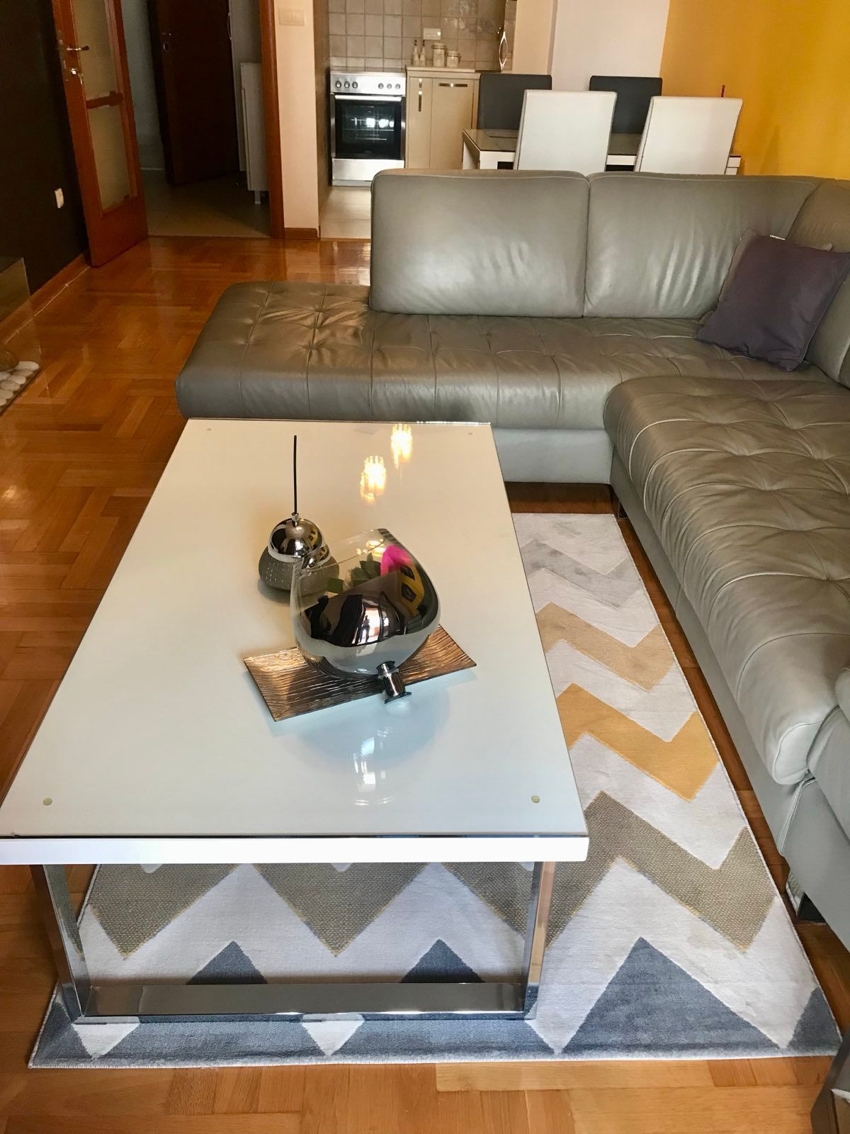 Izdavanje dvosobnog opremljenog stana 65 m² – Budva, Rozino (Izdavanje na duzi period) - Amfora Real Estate