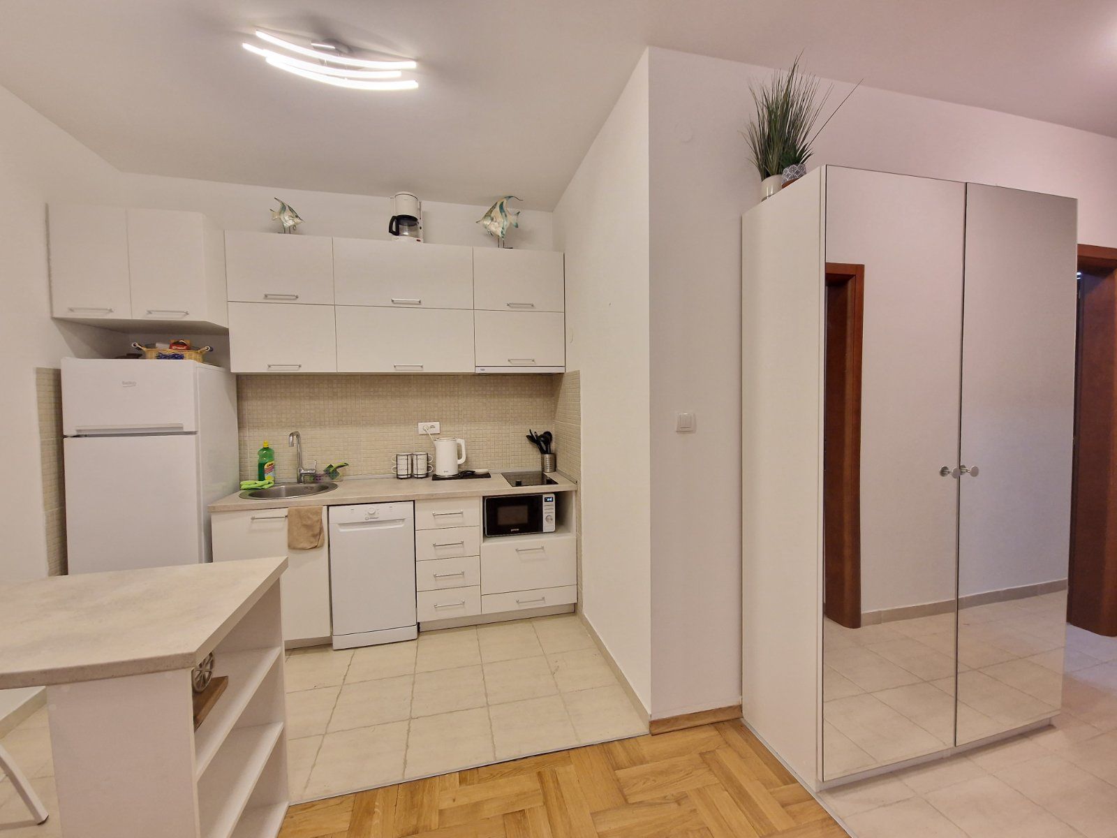 Prodaja jednosobnog moderno opremljenog stana 47 m² – Bečići, kompleks Anatolia - Amfora Real Estate