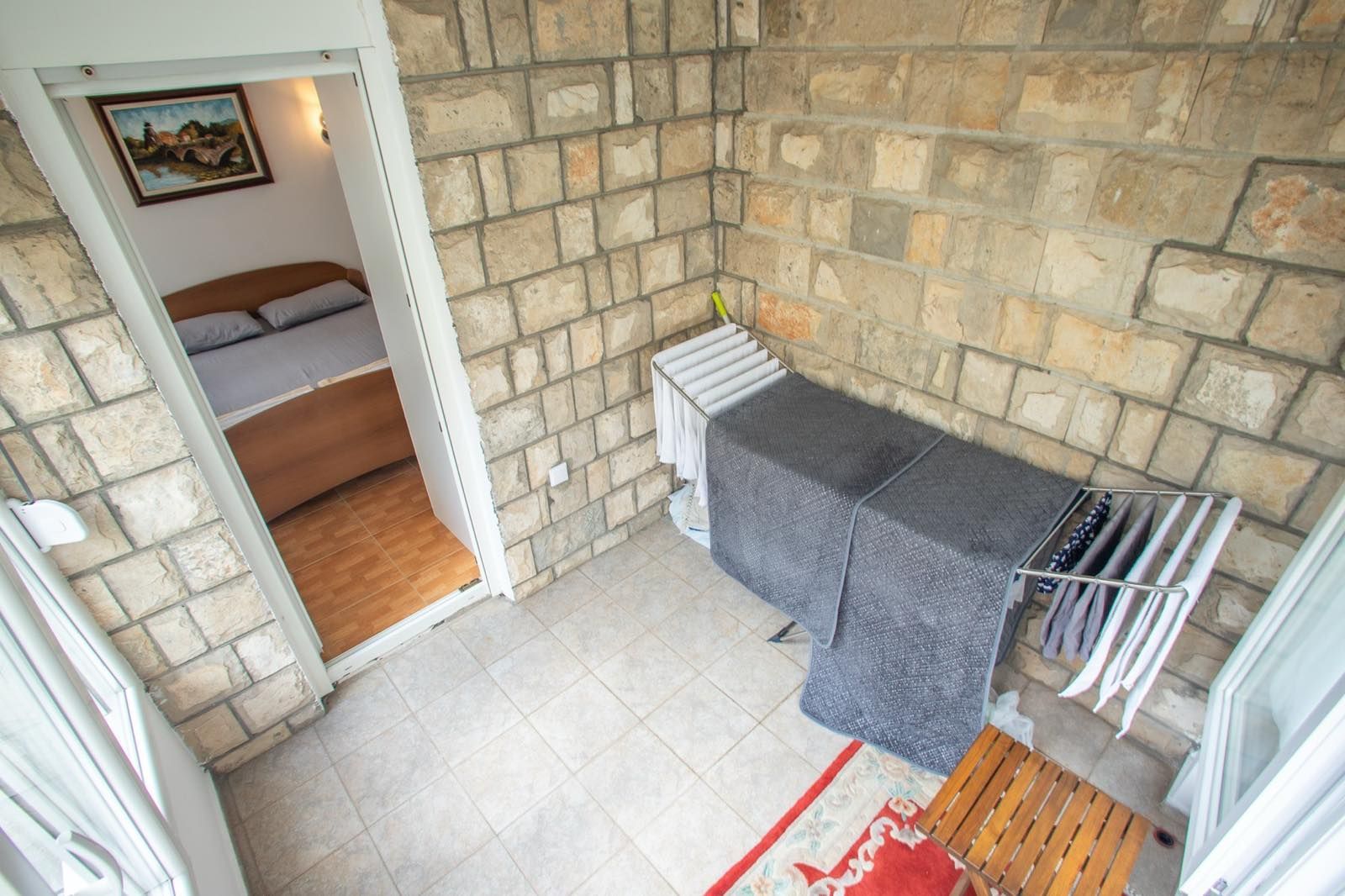 Prodaja dvosobnog stana 72 m² – Centar Budve, 150 m od mora - Amfora Real Estate