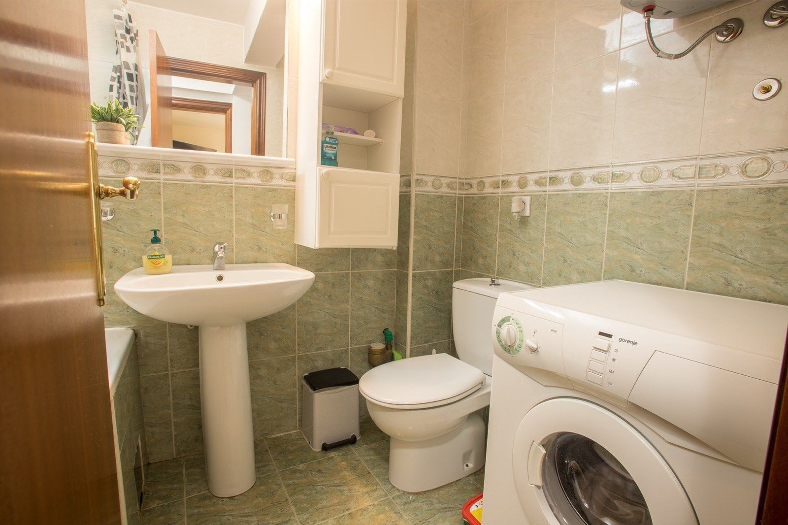 Prodaja dvosobnog stana 72 m² – Centar Budve, 150 m od mora - Amfora Real Estate