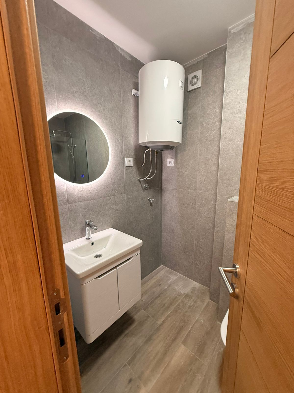 Prodaja – Nov jednosoban stan 43 m² sa panoramskim pogledom na more, Bečići - Amfora Real Estate