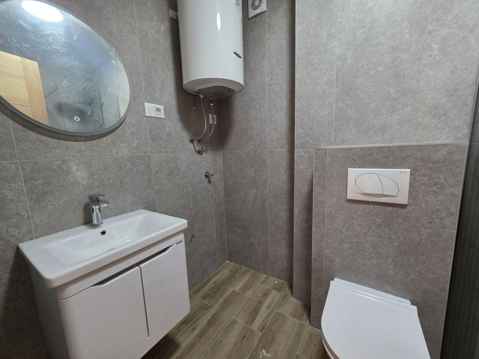 Prodaja – Nov jednosoban stan 43 m² sa panoramskim pogledom na more, Bečići - Amfora Real Estate