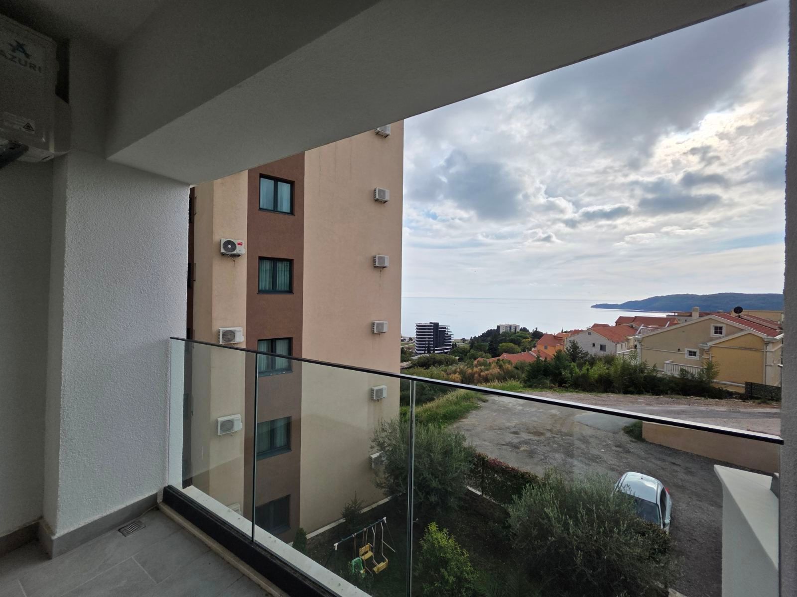 Prodaja – Nov jednosoban stan 43 m² sa panoramskim pogledom na more, Bečići - Amfora Real Estate