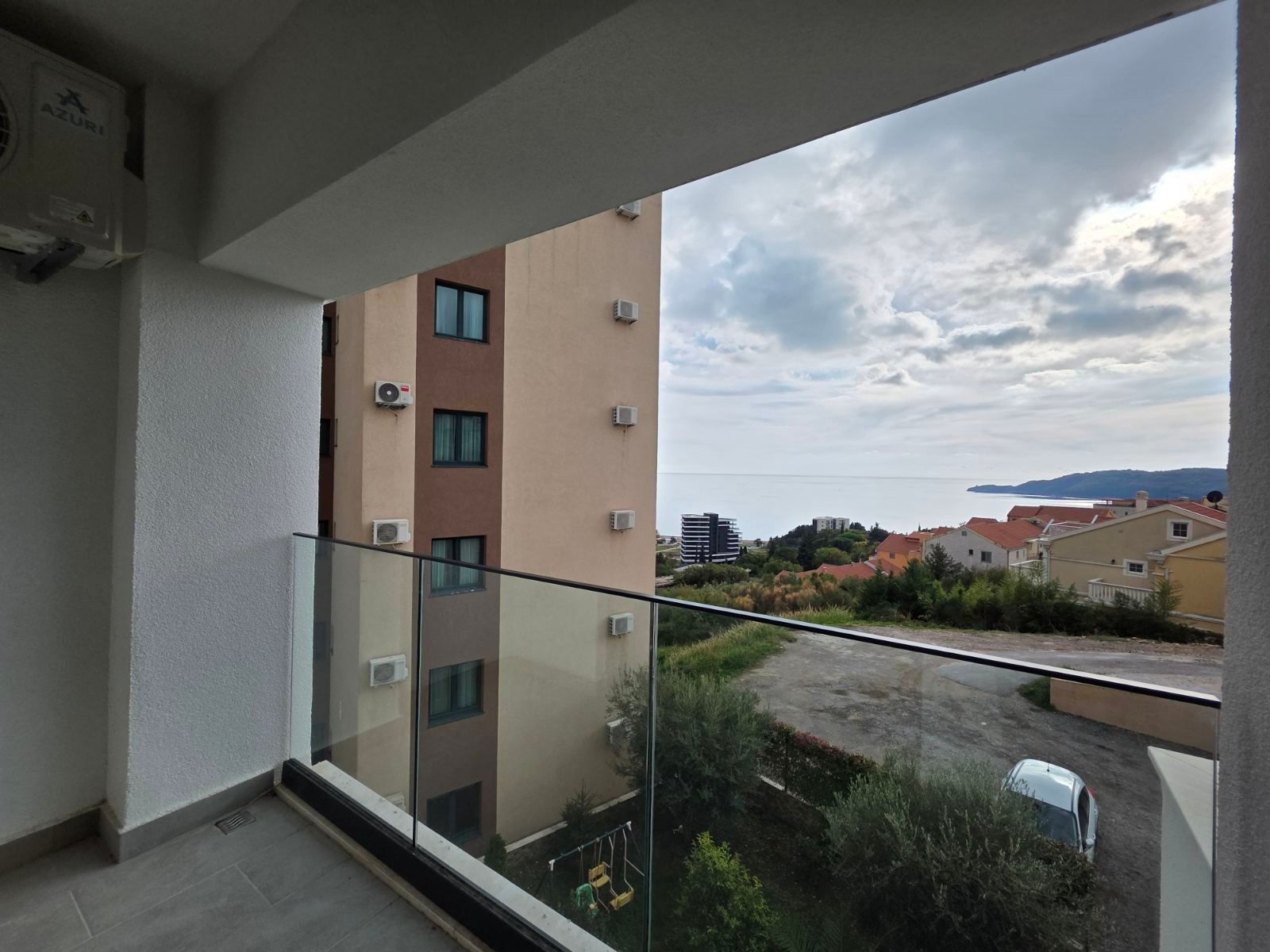 Prodaja – Nov jednosoban stan 43 m² sa panoramskim pogledom na more, Bečići - Amfora Real Estate