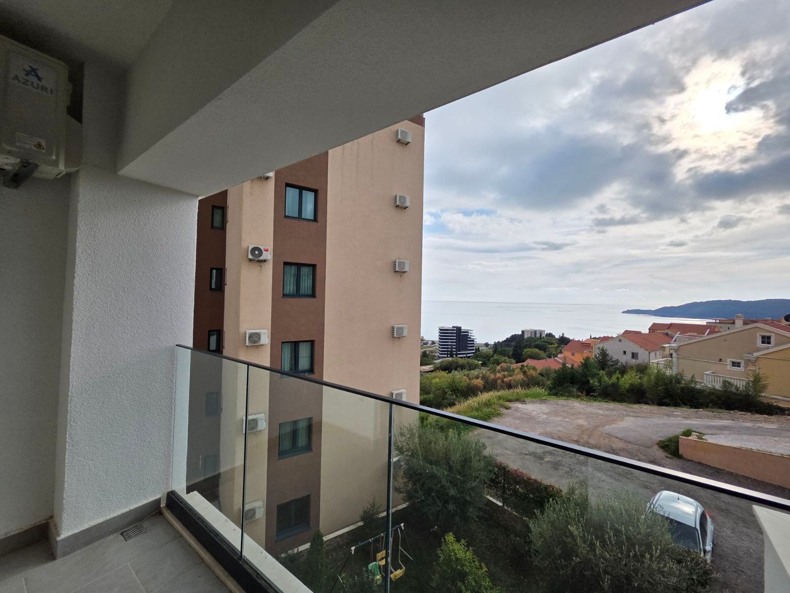 Prodaja – Nov jednosoban stan 43 m² sa panoramskim pogledom na more, Bečići - Amfora Real Estate