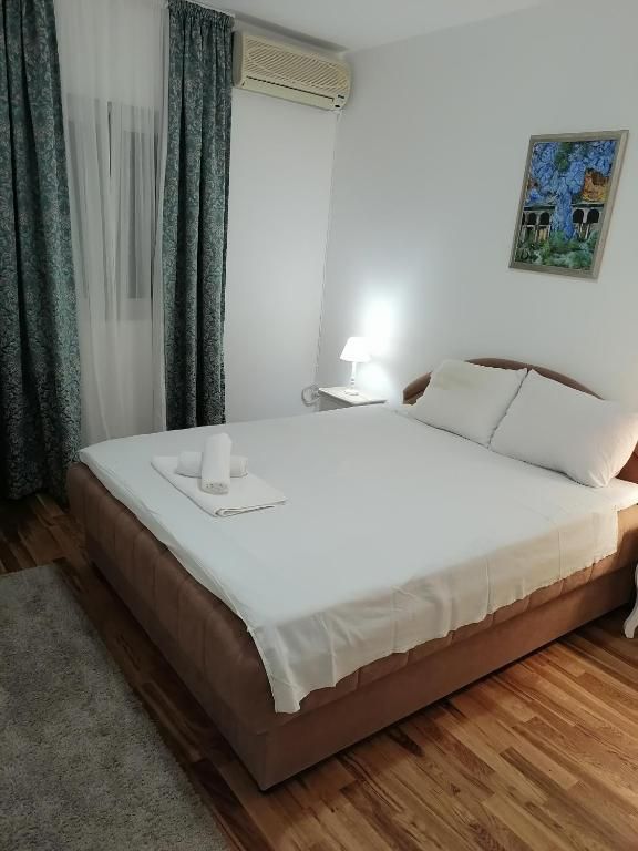 Izdavanje –komforna kuća sa panoramskim pogledom na more , Herceg Novi (na duzi period) - Amfora Real Estate