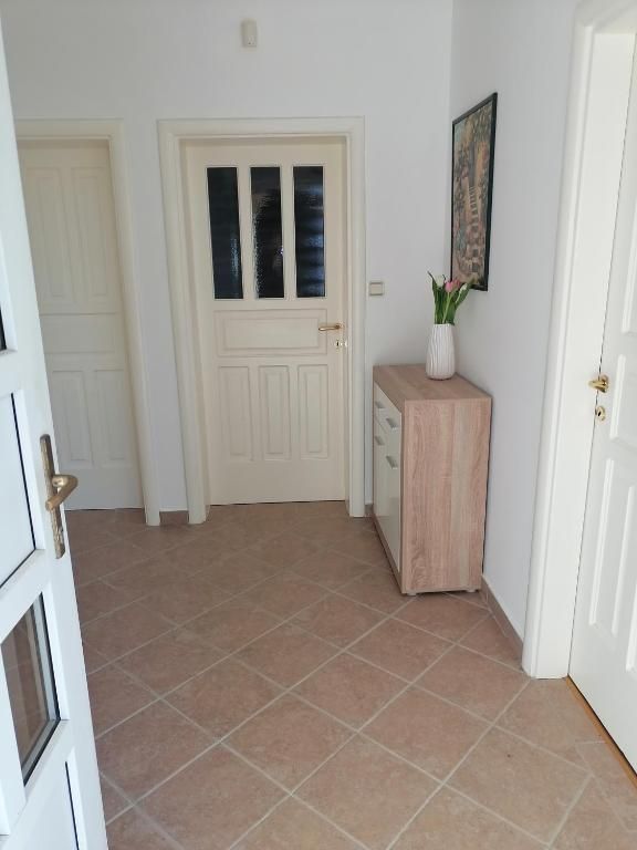 Izdavanje –komforna kuća sa panoramskim pogledom na more , Herceg Novi (na duzi period) - Amfora Real Estate