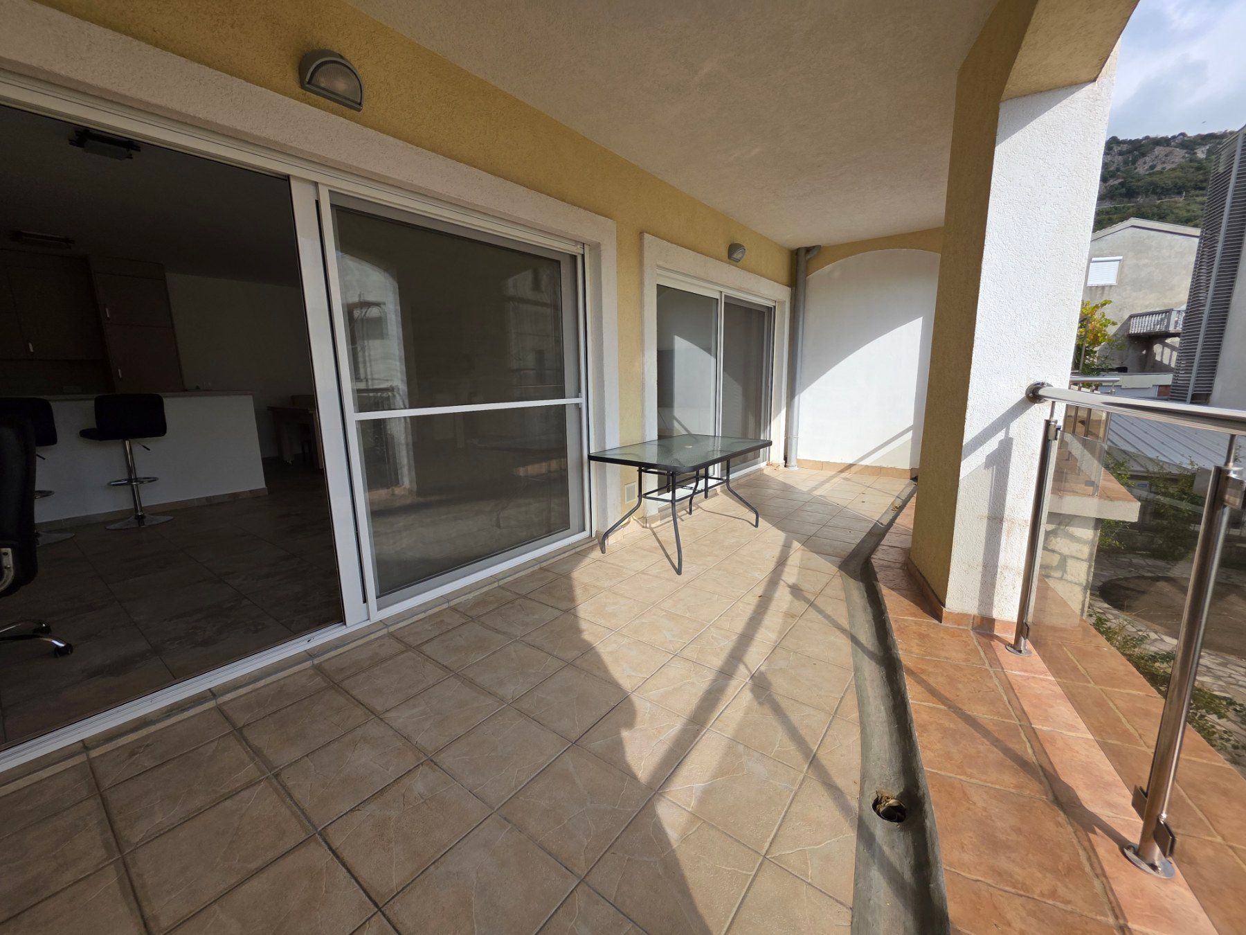 Prodaja dvosobnog stana 120 m² sa dve terase i garažom – Budva,Lazi - Amfora Real Estate