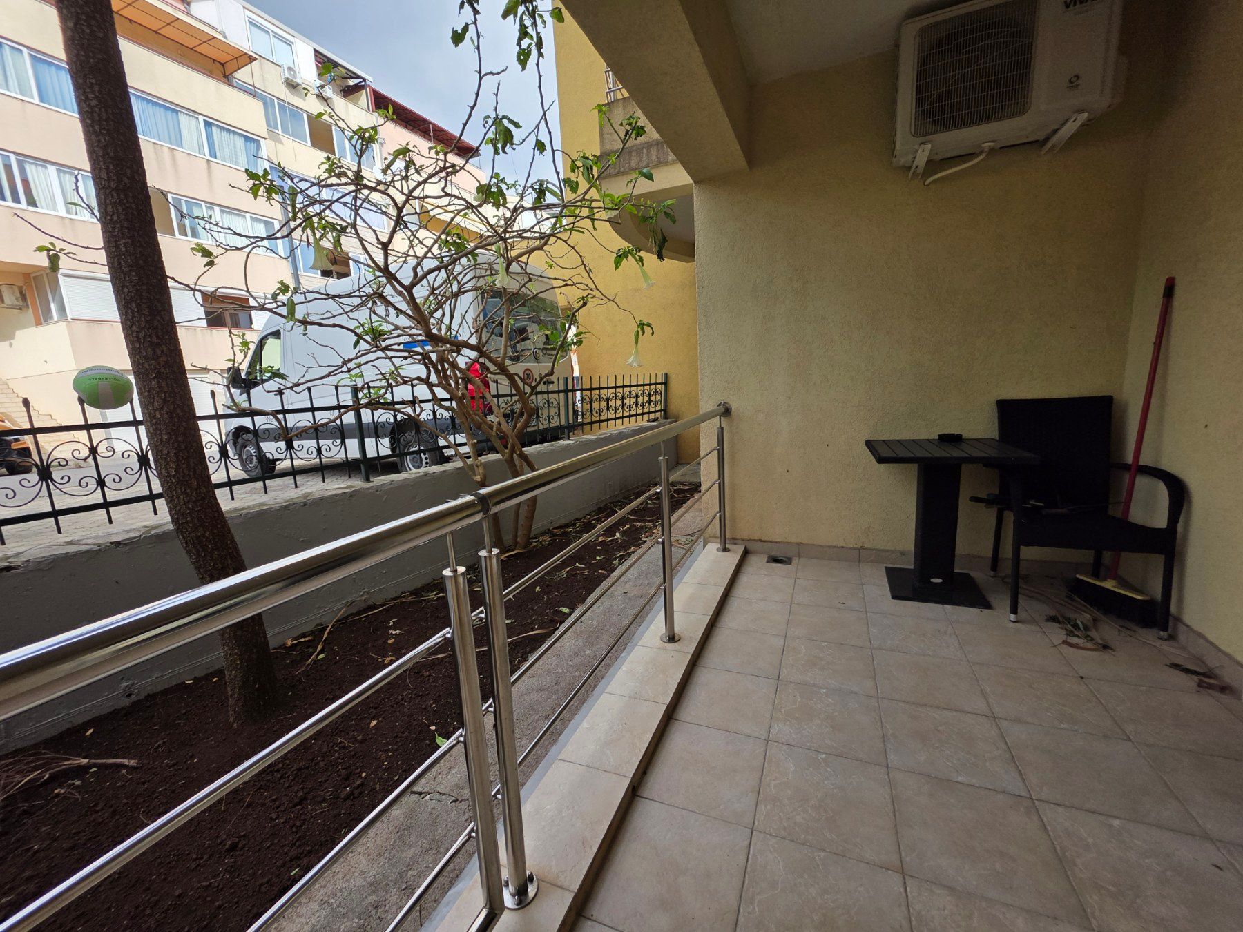 Prodaja dvosobnog stana 120 m² sa dve terase i garažom – Budva,Lazi - Amfora Real Estate