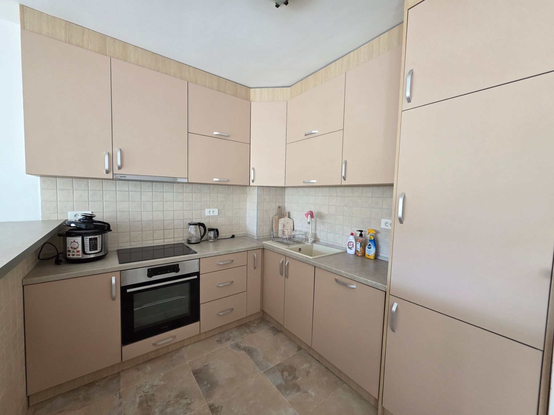 Prodaja dvosobnog stana 120 m² sa dve terase i garažom – Budva,Lazi - Amfora Real Estate