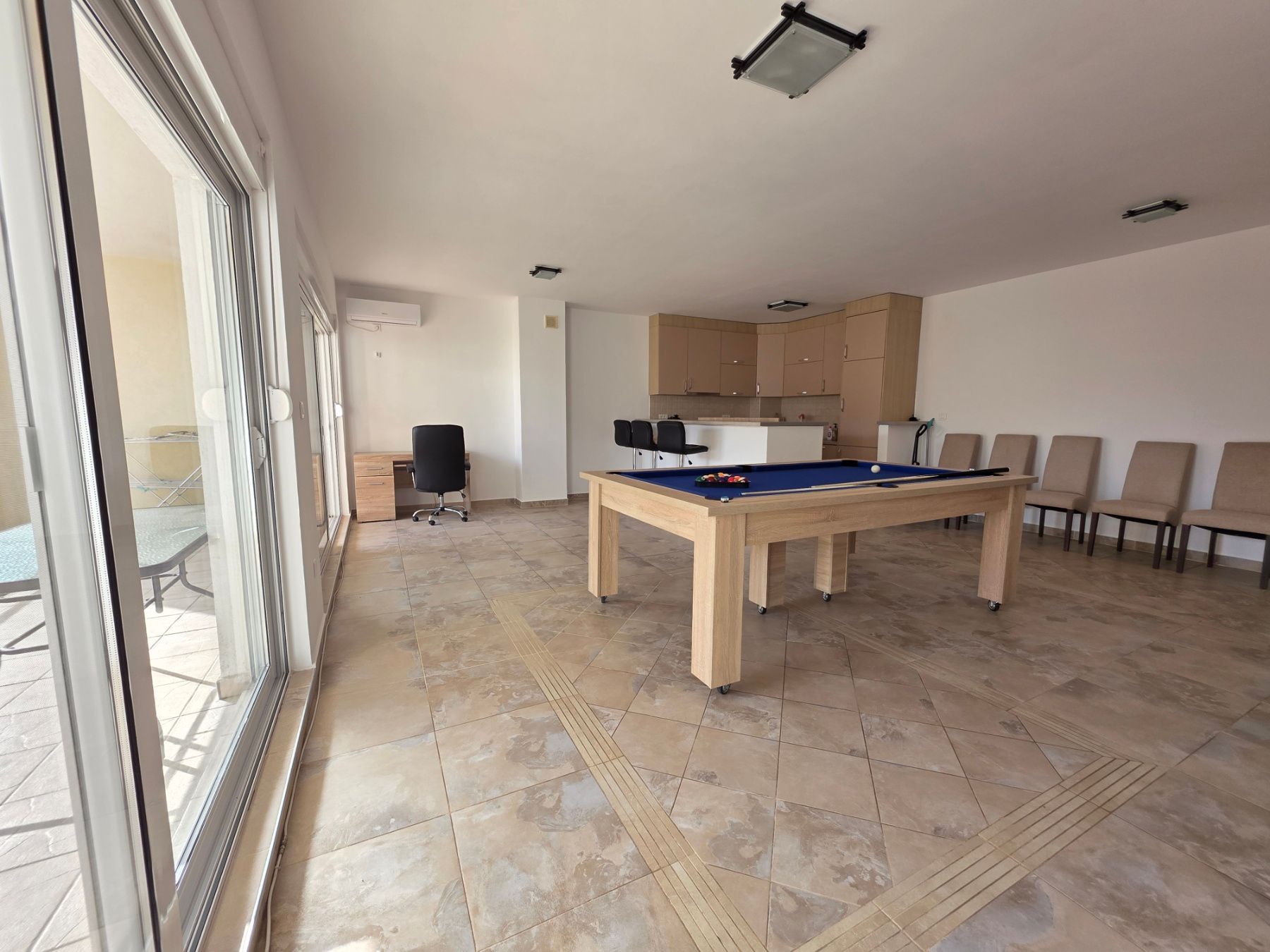 Prodaja dvosobnog stana 120 m² sa dve terase i garažom – Budva,Lazi - Amfora Real Estate