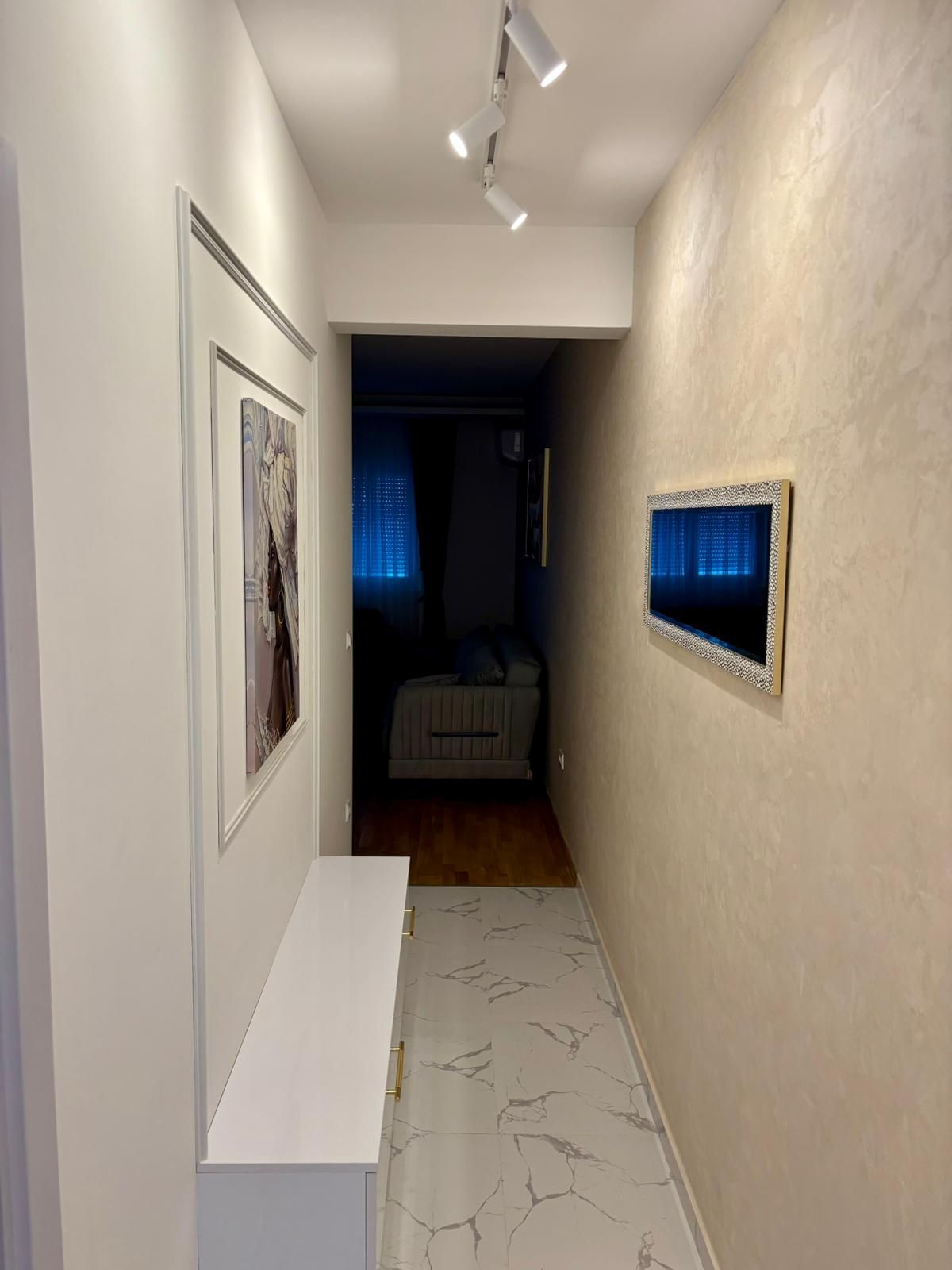 Izdavanje luksuznog dvosobnog stana 68 m² sa dve terase i pogledom na more – Budva, Lazi (Izdavanje na duzi period) - Amfora Real Estate