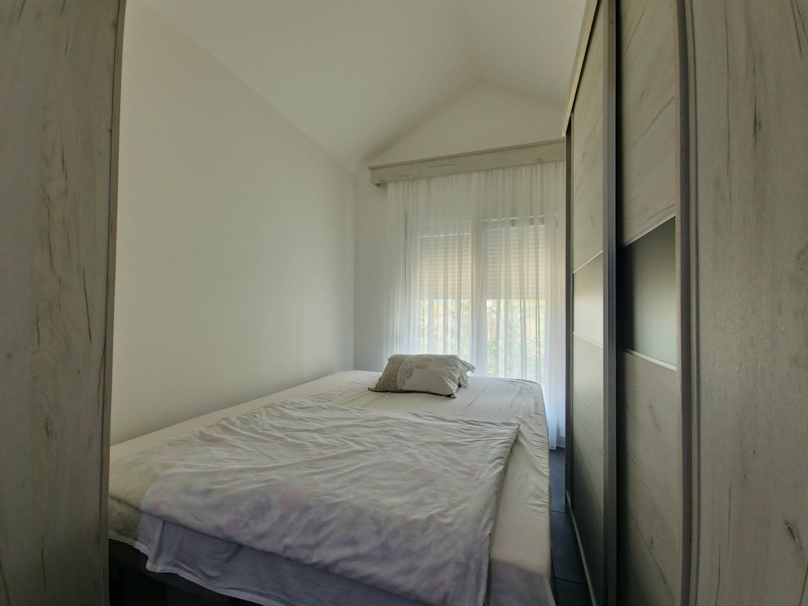 Izdavanje studio apartmana-Lastva Grbaljska,Budva (na duzi period) - Amfora Real Estate