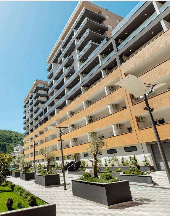 Izdavanje modernog poslovnog prostora 412m² – Old Bakery kompleks, Budva - Amfora Real Estate