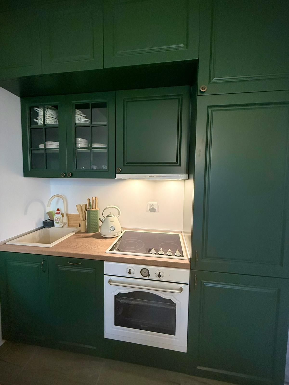 Izdavanje studio apartmana sa pogledom na more – Sunny Side Resort & Spa, Bečići (IZDAVANJE NA DUZI PERIOD,DOSTUPNO OD 01.12.2025) - Amfora Real Estate