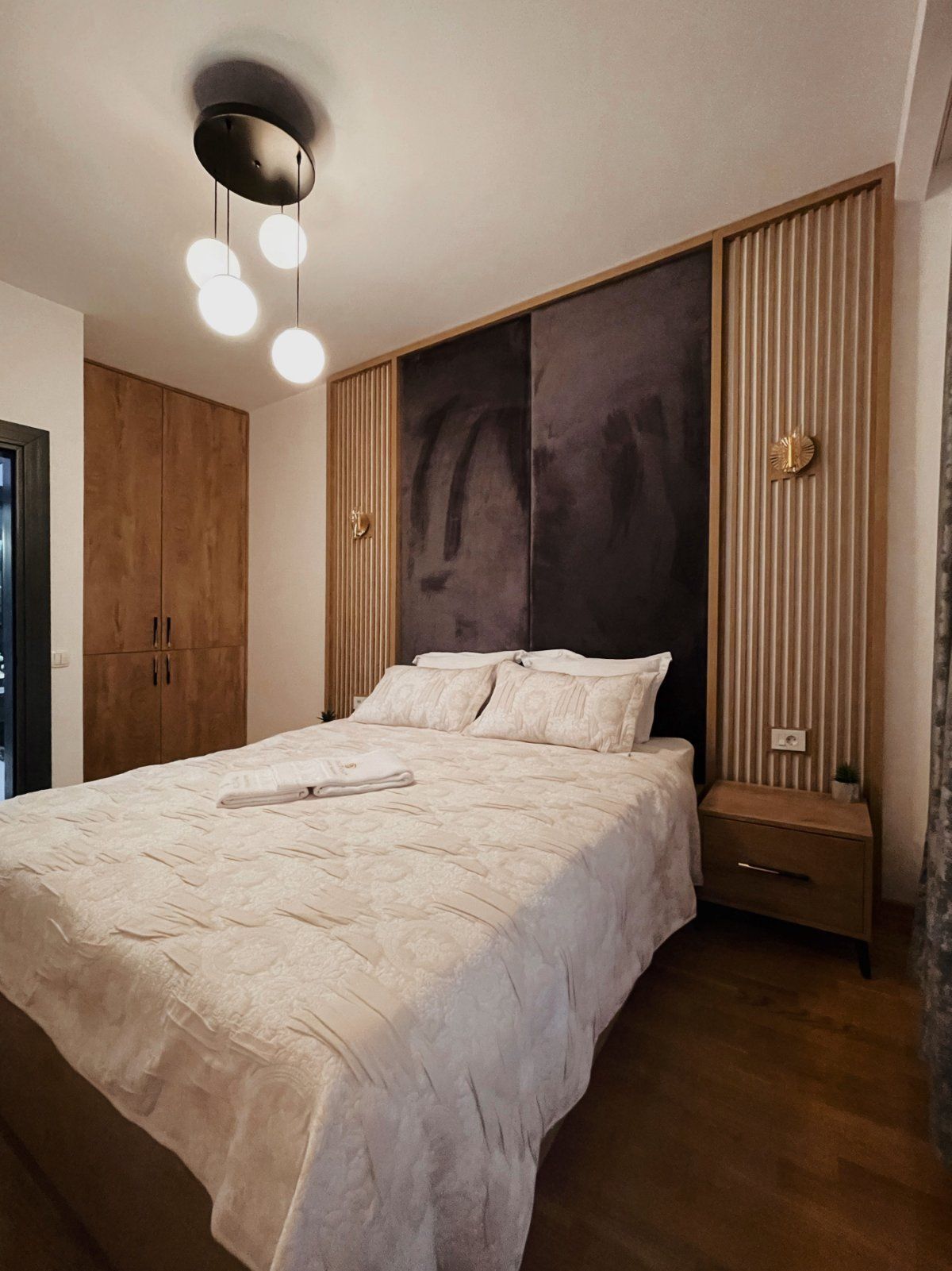 Prodaja luksuzno opremljenog jednosobnog stana 43 m² – Bulevar Teuta, Ulcinj - Amfora Real Estate