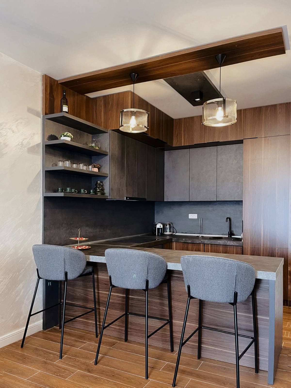 Prodaja luksuzno opremljenog jednosobnog stana 43 m² – Bulevar Teuta, Ulcinj - Amfora Real Estate