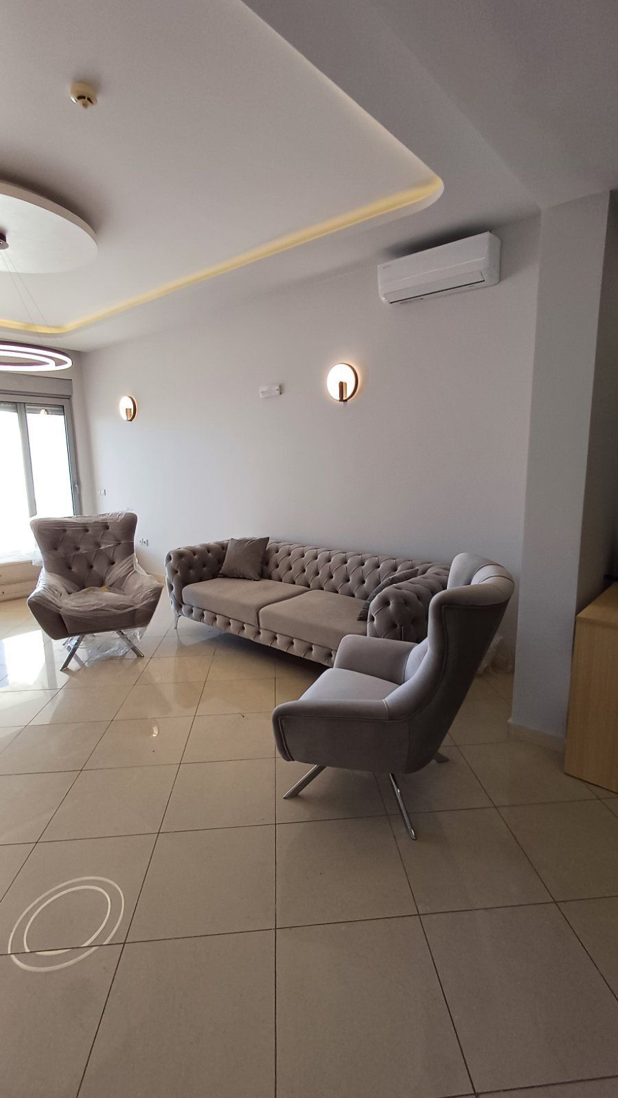 Prodaja luksuzno opremljenog jednosobnog stana 82m2 sa panoramskim pogledom na more i grad-Ulcinj,Pinjes - Amfora Real Estate