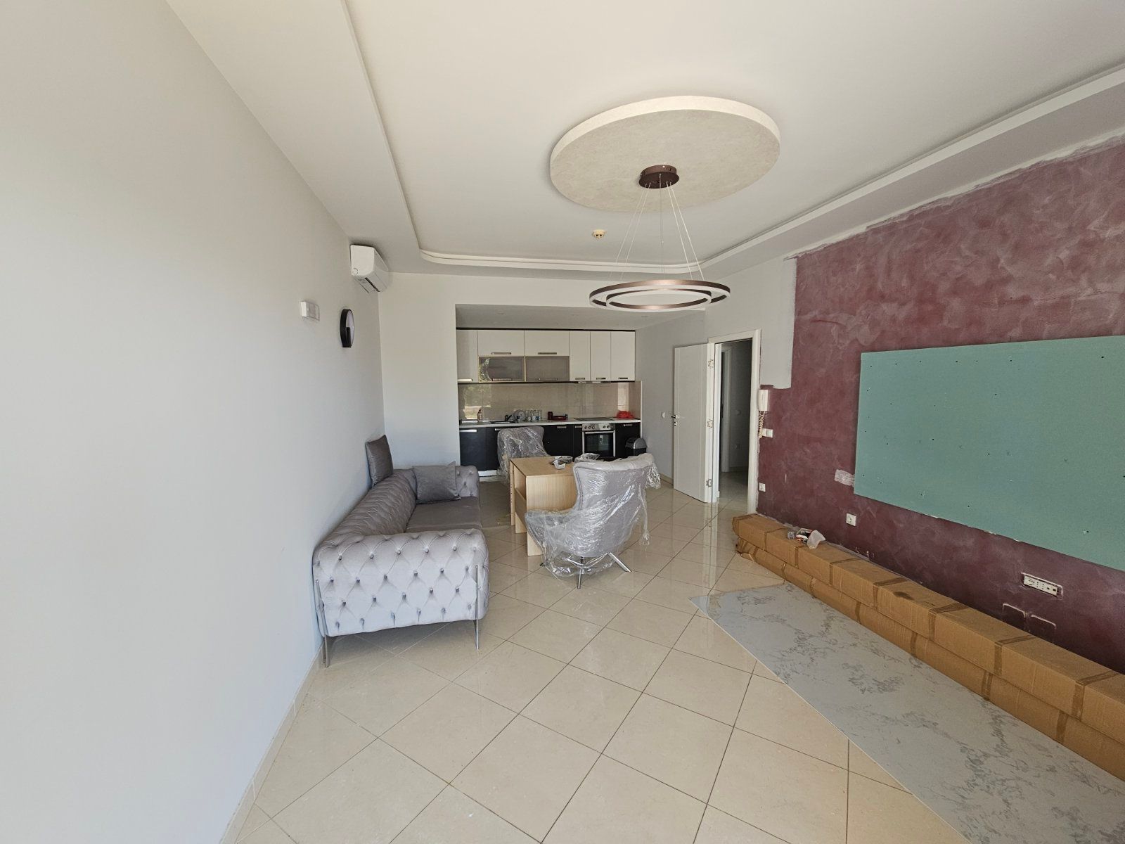 Prodaja luksuzno opremljenog jednosobnog stana 82m2 sa panoramskim pogledom na more i grad-Ulcinj,Pinjes - Amfora Real Estate