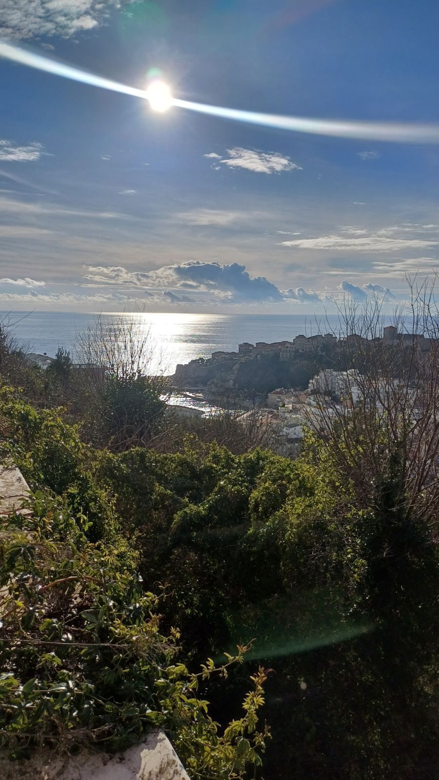 Prodaja luksuzno opremljenog jednosobnog stana 82m2 sa panoramskim pogledom na more i grad-Ulcinj,Pinjes - Amfora Real Estate