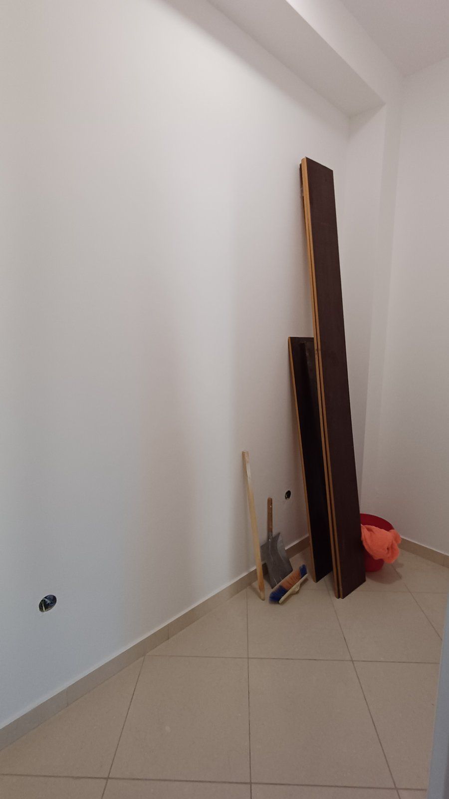 Prodaja luksuzno opremljenog jednosobnog stana 82m2 sa panoramskim pogledom na more i grad-Ulcinj,Pinjes - Amfora Real Estate