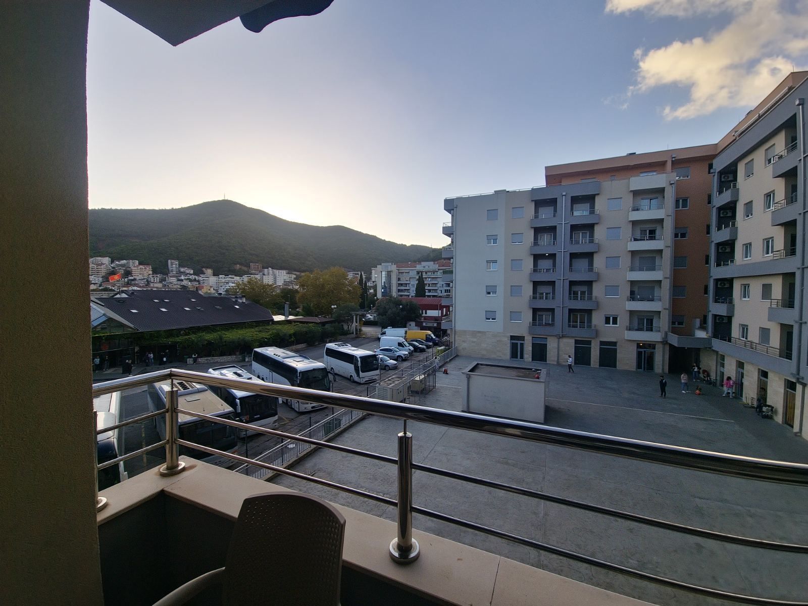 Izdavanje opremljenog jednosobnog stana – Budva, Rozino (NA DUŽI PERIOD) - Amfora Real Estate