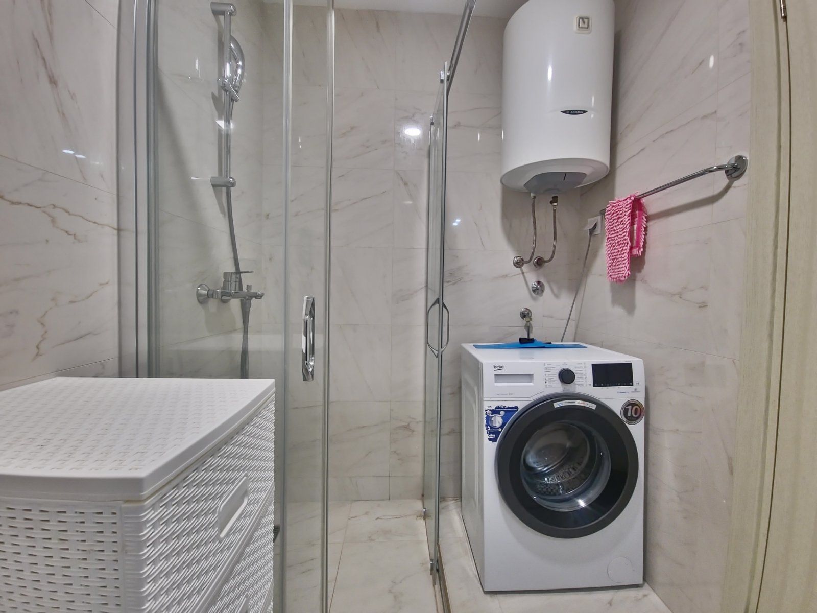 Izdavanje opremljenog jednosobnog stana – Budva, Rozino (NA DUŽI PERIOD) - Amfora Real Estate