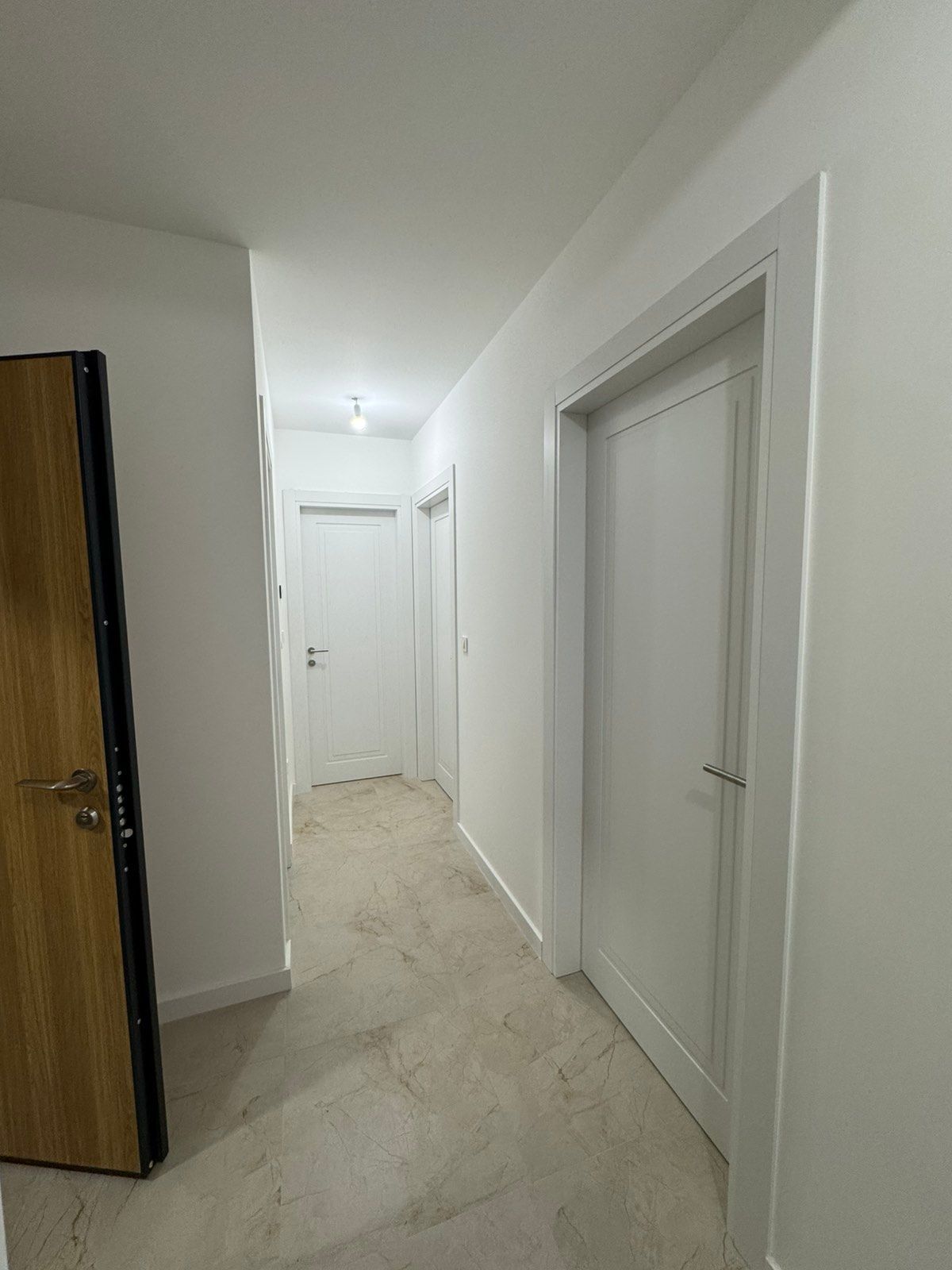 Izdavanje nenameštenog dvosobnog stana 64 m² sa garaznim mestom – Green Level 2, Podgorica (NA DUZI PERIOD) - Amfora Real Estate