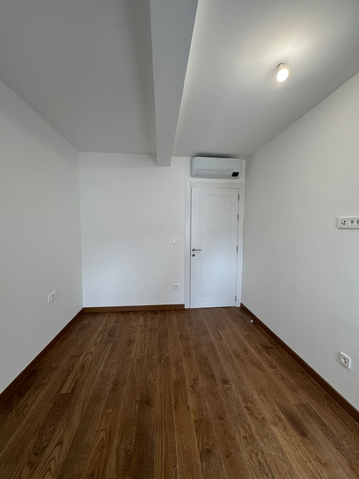 Izdavanje nenameštenog dvosobnog stana 64 m² sa garaznim mestom – Green Level 2, Podgorica (NA DUZI PERIOD) - Amfora Real Estate