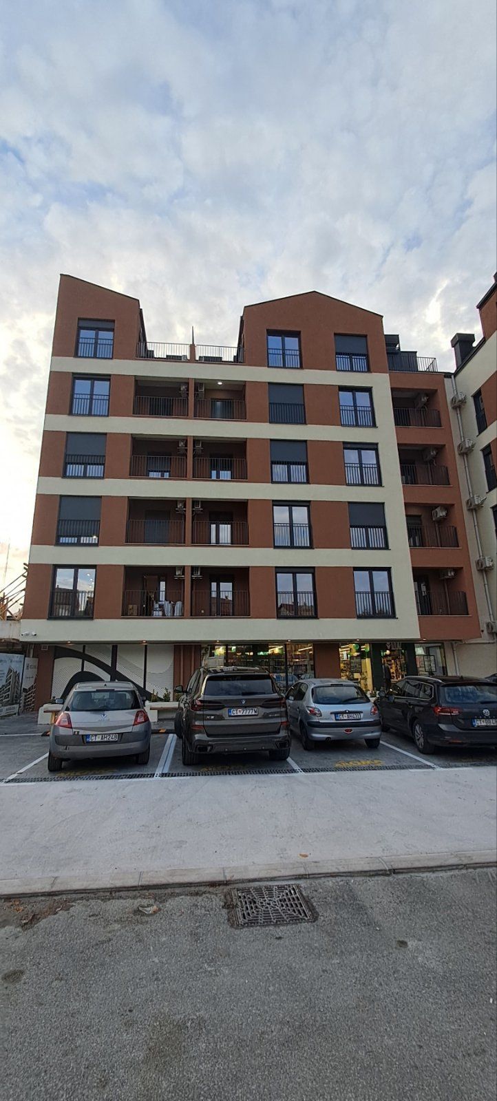 Prodaja novog jednosobnog stana 48 m² sa parking mestom– Gipos, Cetinje - Amfora Real Estate