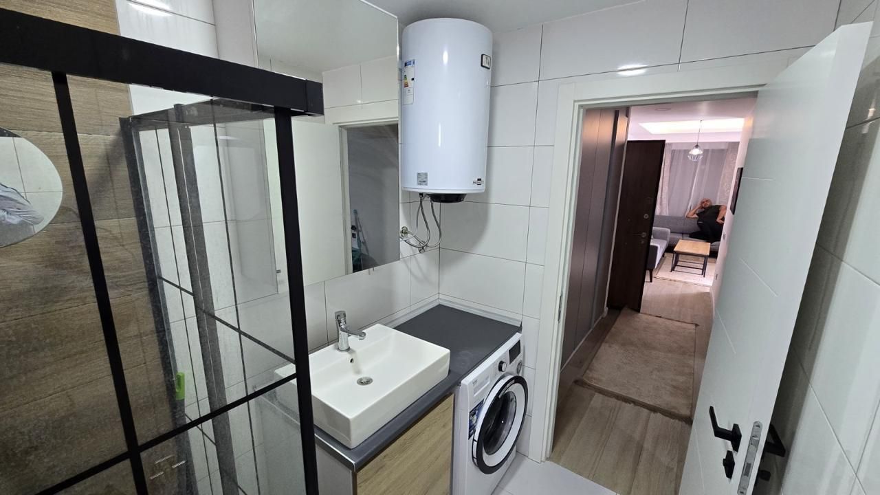 Prodaja prostranog dvosobnog apartmana 42 m² + terasa 15 m² sa bazenom, garažnim mestom i pogledom na more – Kava, Tivat - Amfora Real Estate