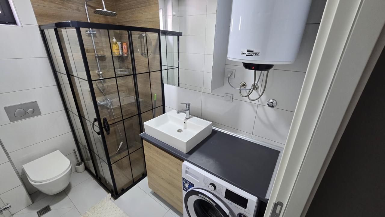 Prodaja prostranog dvosobnog apartmana 42 m² + terasa 15 m² sa bazenom, garažnim mestom i pogledom na more – Kava, Tivat - Amfora Real Estate