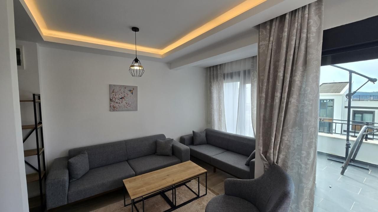 Prodaja prostranog dvosobnog apartmana 42 m² + terasa 15 m² sa bazenom, garažnim mestom i pogledom na more – Kava, Tivat - Amfora Real Estate