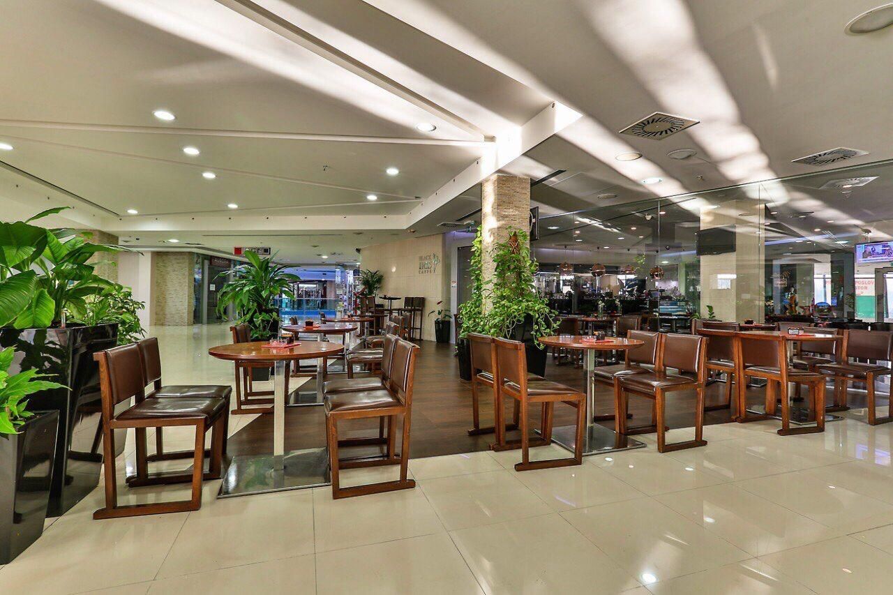 Prodaja poslovnog prostora 145 m² – potpuno opremljen restoran u kompleksu TQ Plaza, strogi centar Budve - Amfora Real Estate