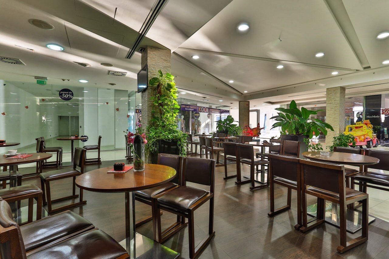 Prodaja poslovnog prostora 145 m² – potpuno opremljen restoran u kompleksu TQ Plaza, strogi centar Budve - Amfora Real Estate