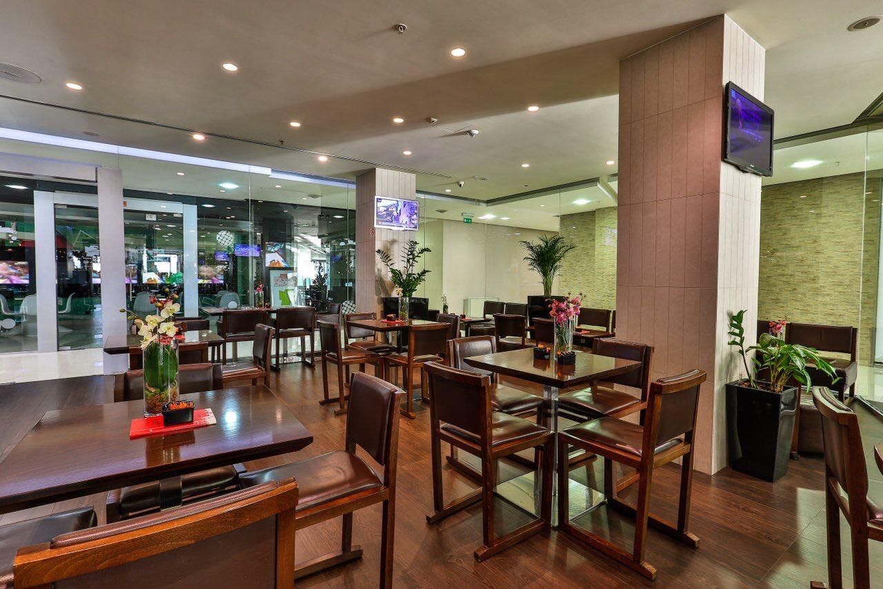 Prodaja poslovnog prostora 145 m² – potpuno opremljen restoran u kompleksu TQ Plaza, strogi centar Budve - Amfora Real Estate