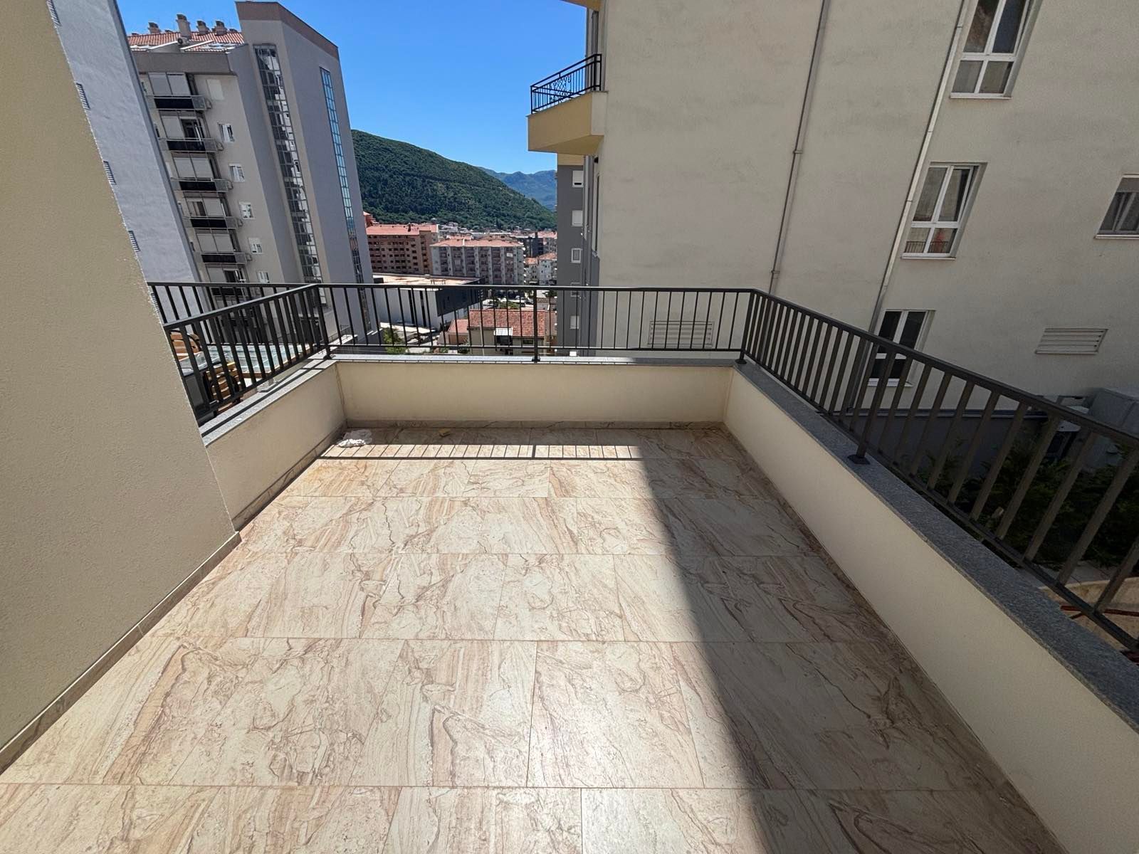 Prodaja jednosobnog stana 65 m² u naselju Dubovica, Budva - Amfora Real Estate