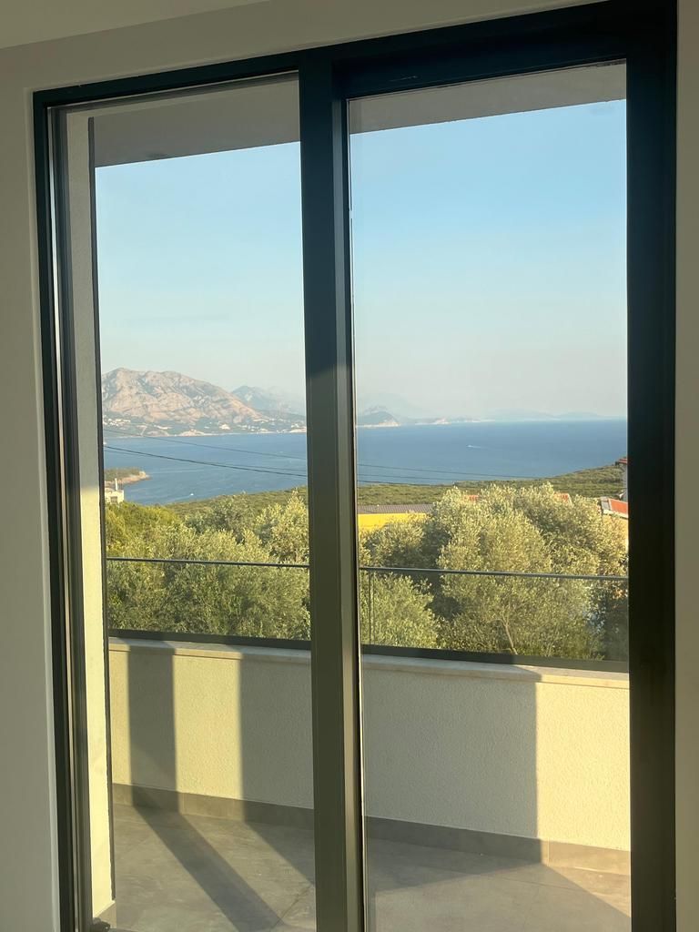 Prodaja moderne vile sa bazenom i panoramskim pogledom na more – Krimovica, Kotor - Amfora Real Estate