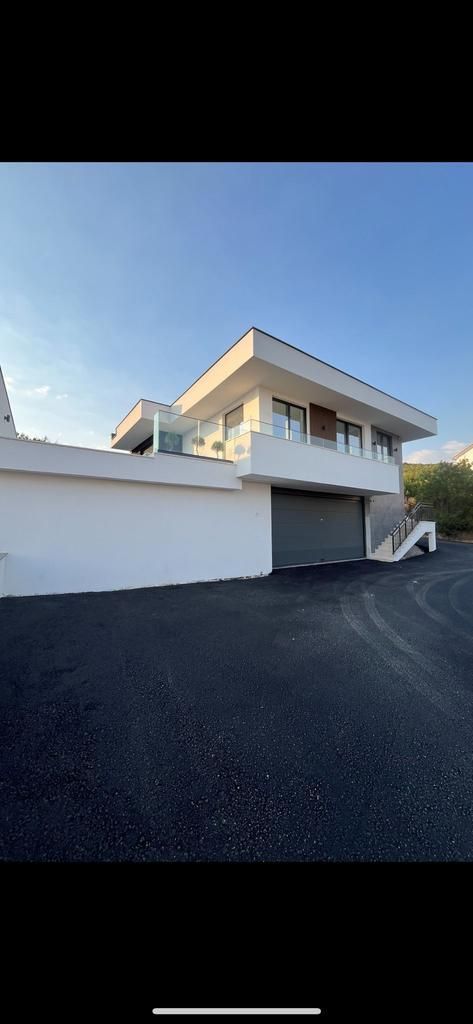 Prodaja moderne vile sa bazenom i panoramskim pogledom na more – Krimovica, Kotor - Amfora Real Estate