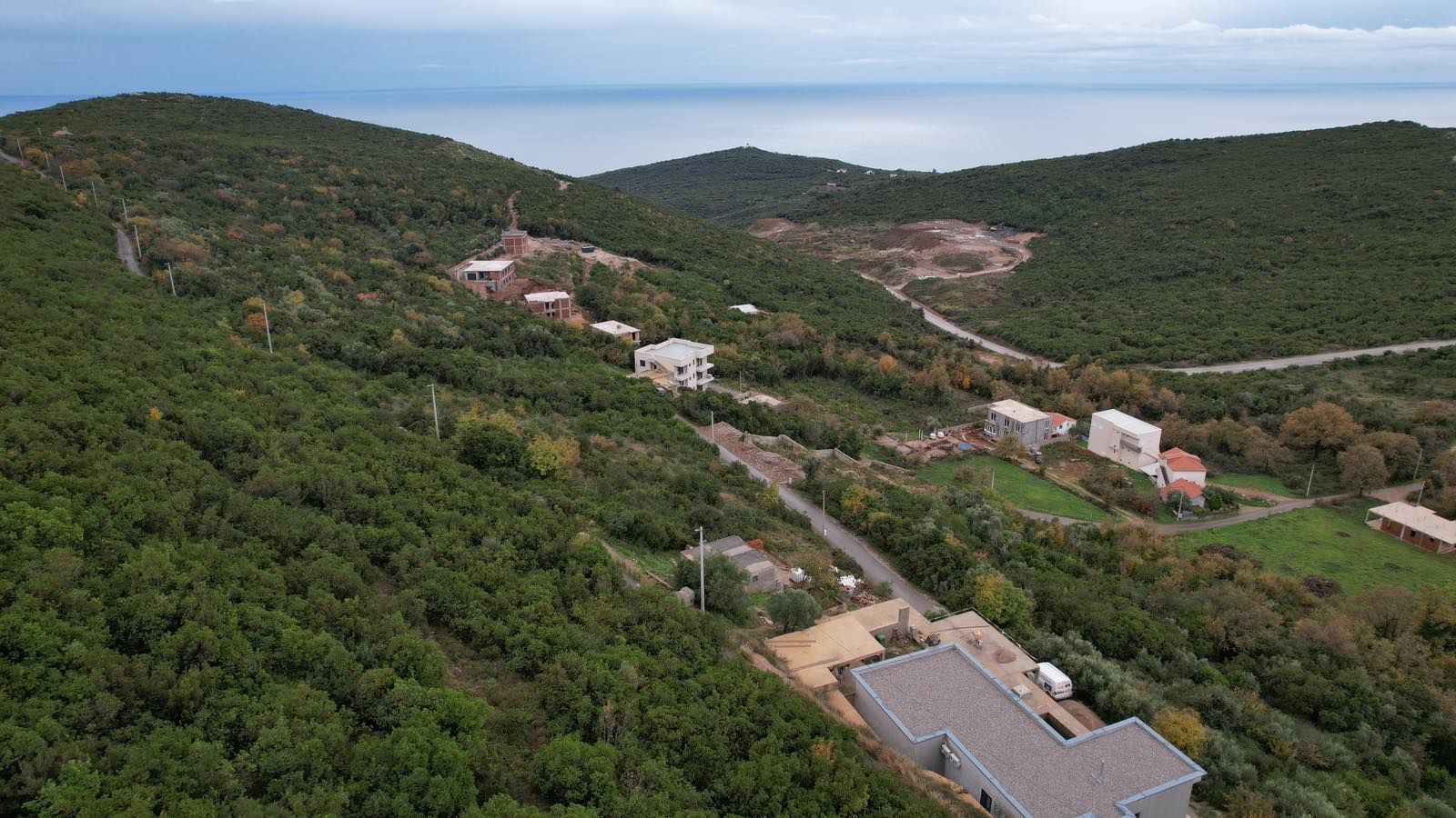 Prodaja urbanizovanog zemljista 1130m² sa pogledom na more-Višnjeva, Kotor - Amfora Real Estate