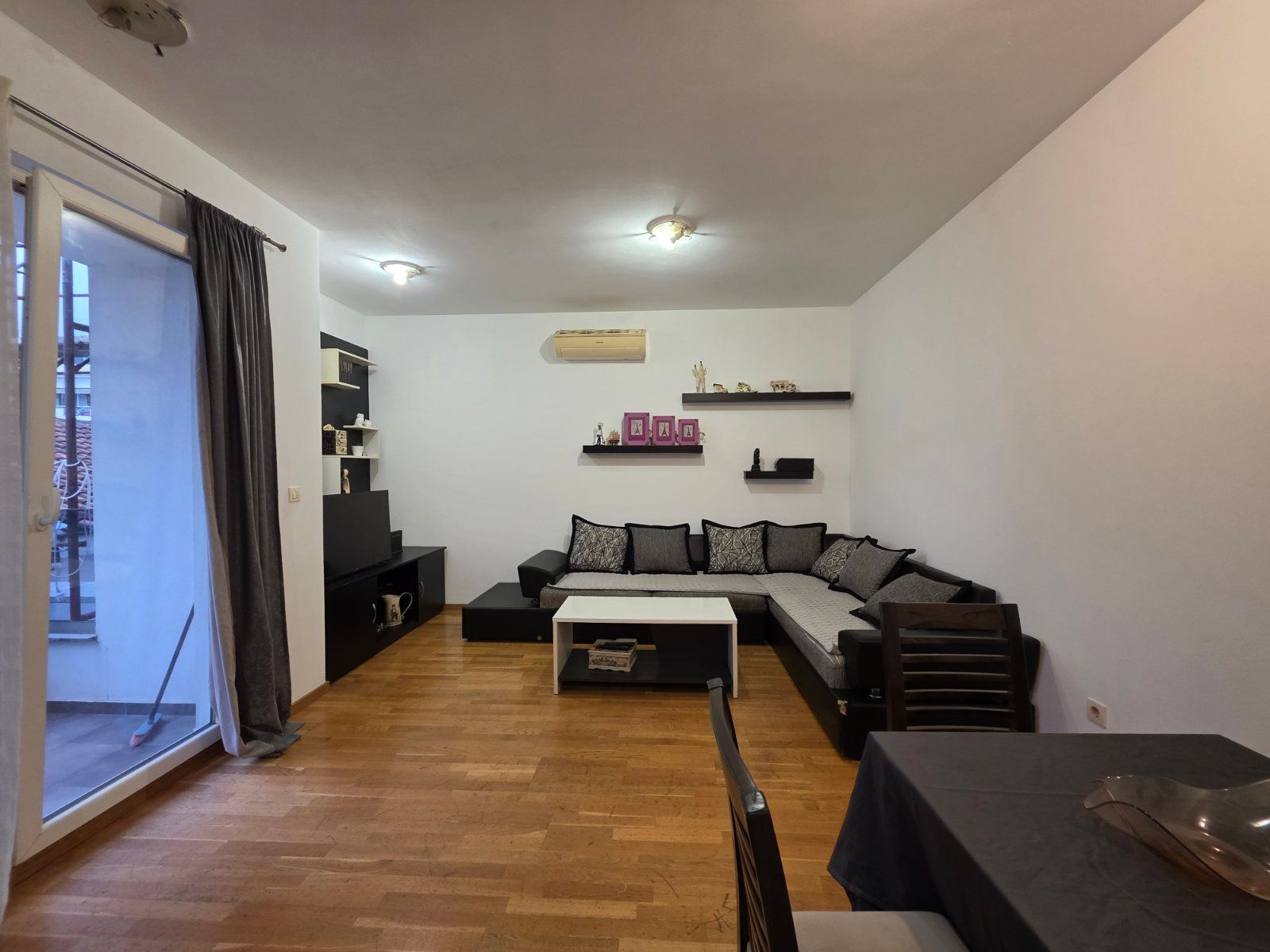 Prodaja jednosobnog namestenog stana 50 m² – Budva, Rozino - Amfora Real Estate